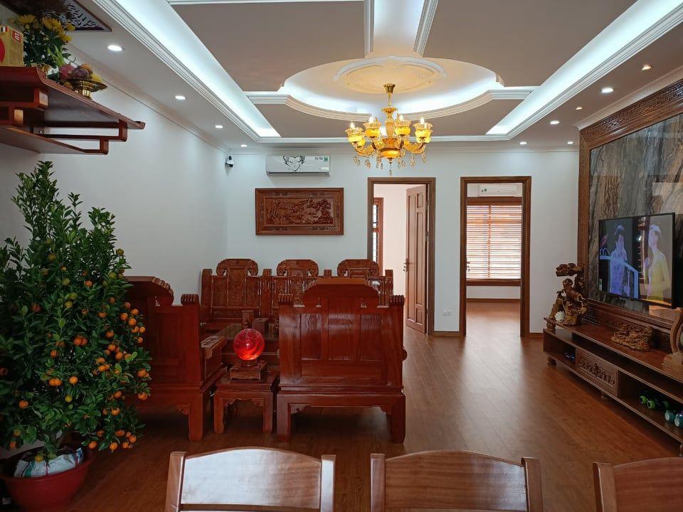 Chính chủ bán căn hộ 18T LÊ VĂN LƯƠNG 118m2 3PN 2WC GIÁ 8 TỶ LH 0349627688