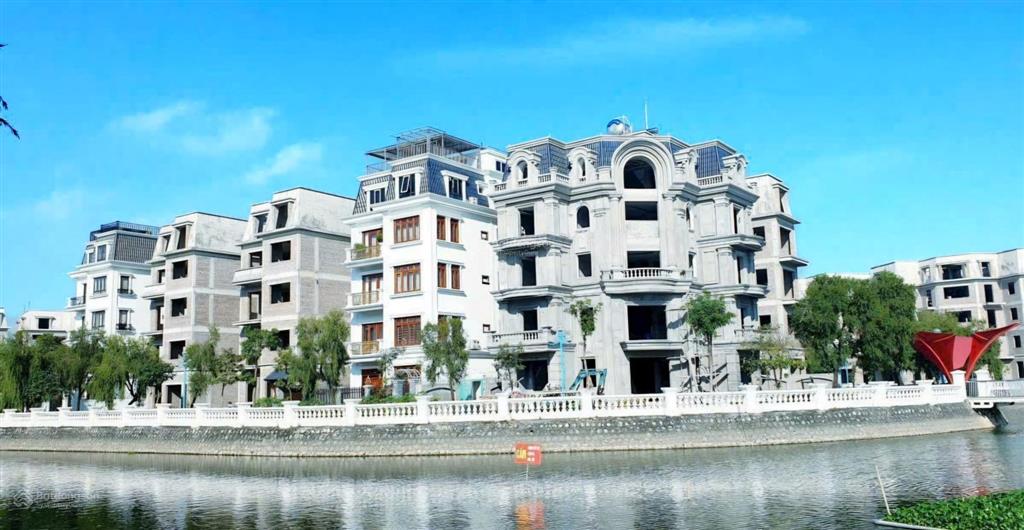 Cần bán biệt thự lideco, dt 280m thoáng trước sau, trục đường to kinh doanh tốt, giá 42 tỷ