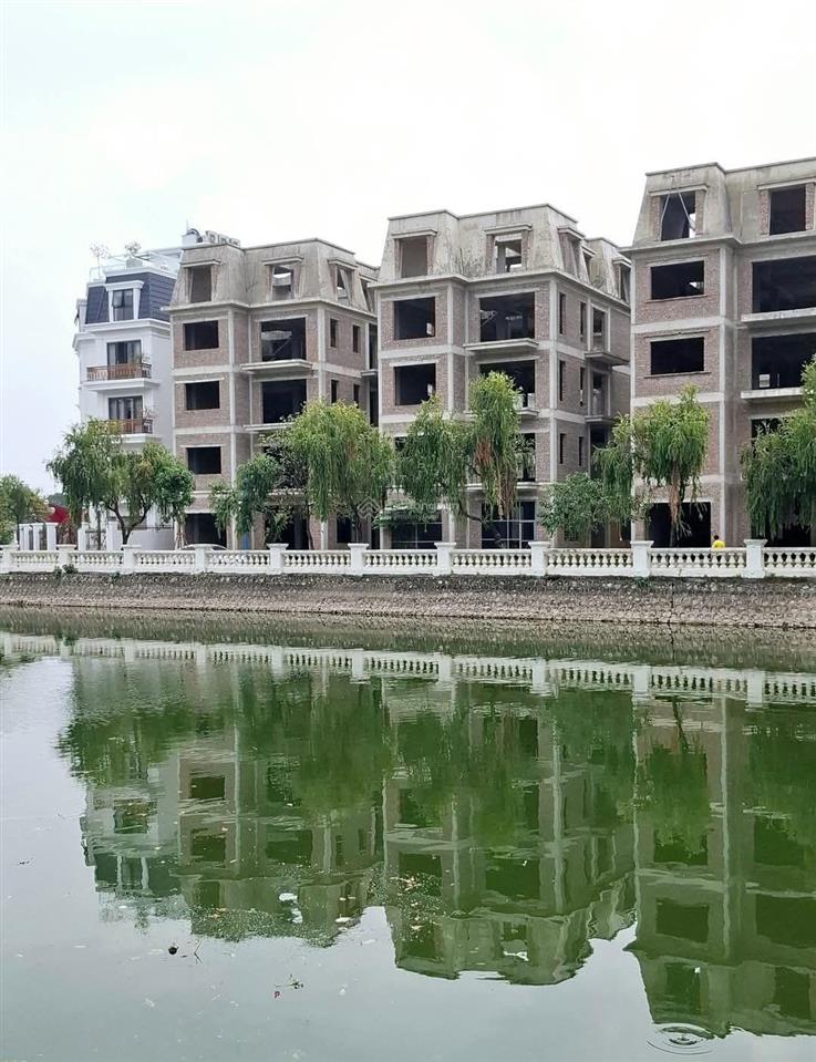 Cần bán biệt thự lideco, dt 280m thoáng trước sau, trục đường to kinh doanh tốt, giá 42 tỷ