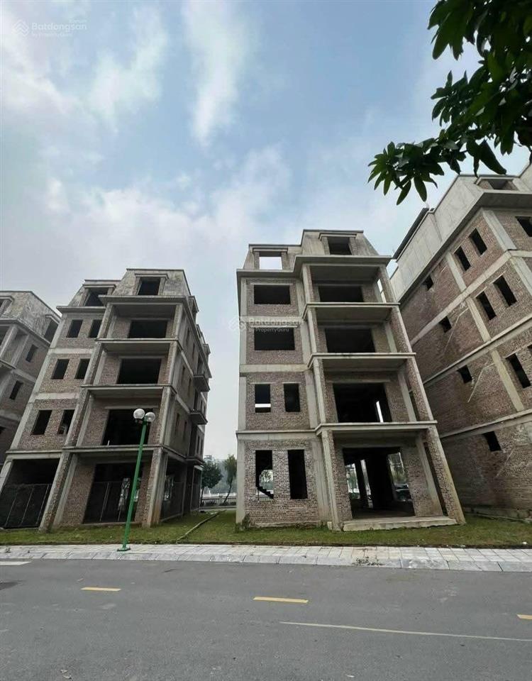 Cần bán biệt thự lideco, dt 280m thoáng trước sau, trục đường to kinh doanh tốt, giá 42 tỷ