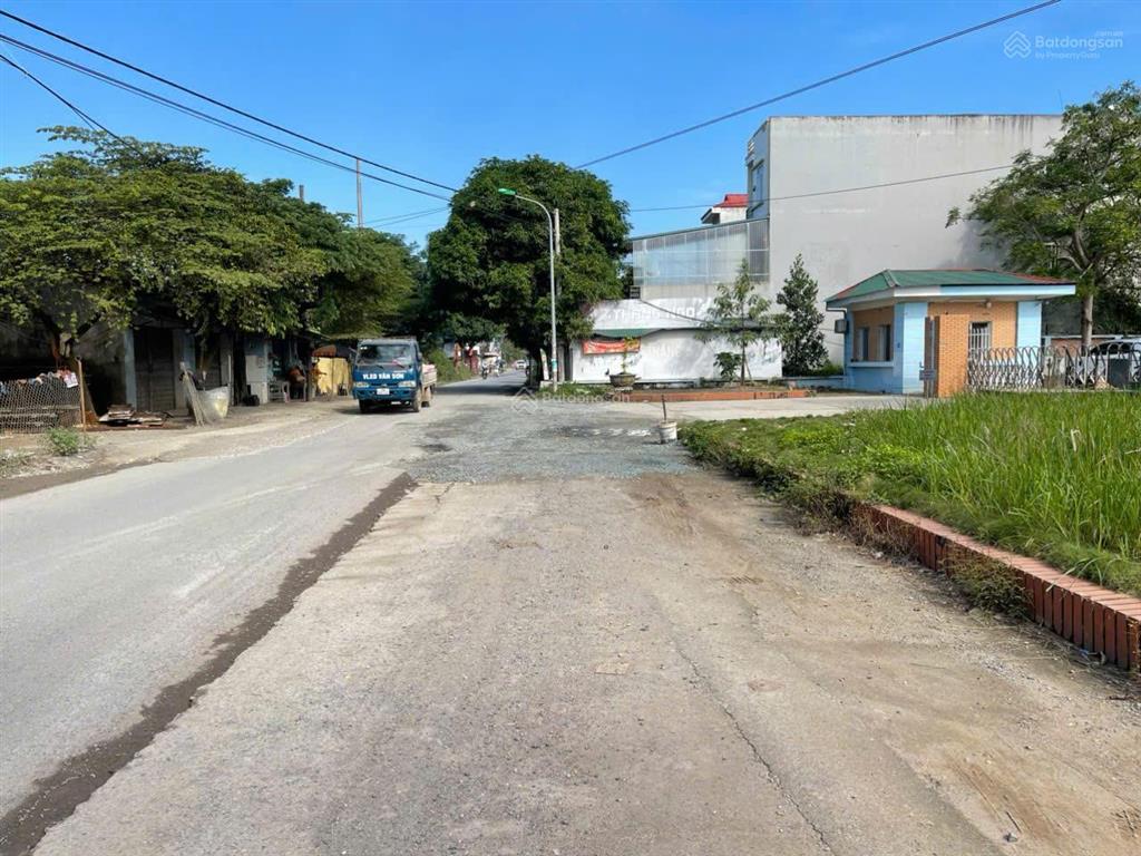 Chính chủ cần bán đất gần đại học fpt hòa lạc