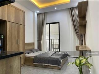 Tòa chdv sát đh bách khoa 60m2 6 tầng 15pkk doanh thu cao, giá 12 tỷ