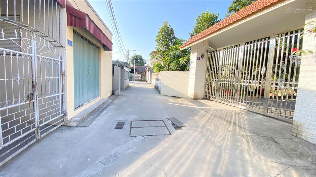 Sốc nhà 3 tầng 56m2 ngõ thông 5m, ngay ub hùng vương, hồng bàng, oto đỗ cửa