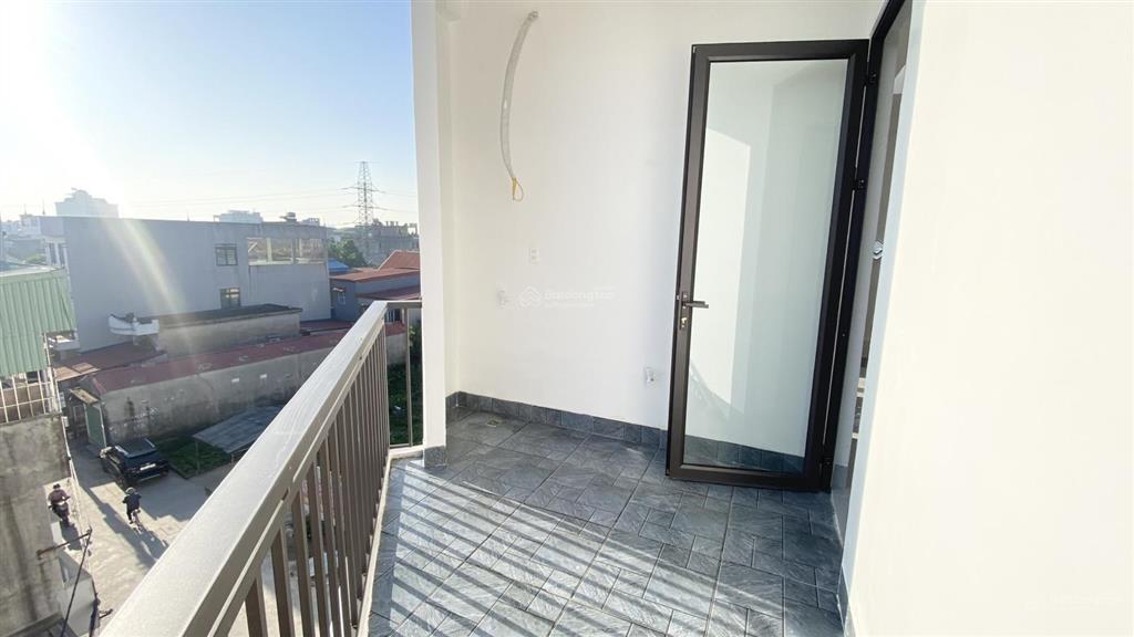 Chỉ hơn 3 tỷ xíu nhà 4 tầng 43m2 lô góc 2 mặt thoáng, ngõ thông oto đỗ cửa, hùng vương, hồng bàng