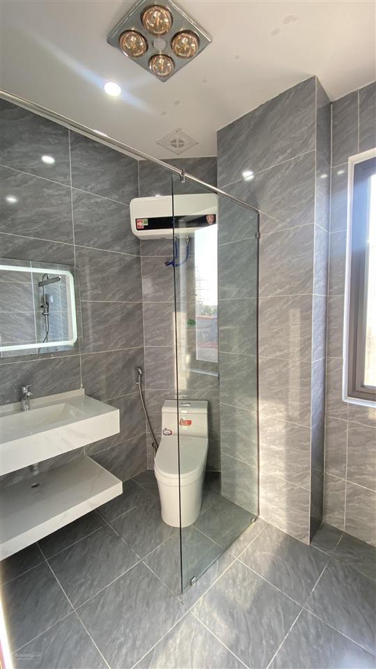 Chỉ hơn 3 tỷ xíu nhà 4 tầng 43m2 lô góc 2 mặt thoáng, ngõ thông oto đỗ cửa, hùng vương, hồng bàng