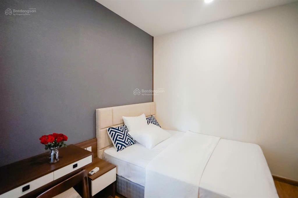 Trung tâm hạ cho thuê căn hộ chung cư tầng 5, view thành phố tòa s1 the shapphire hạ long.