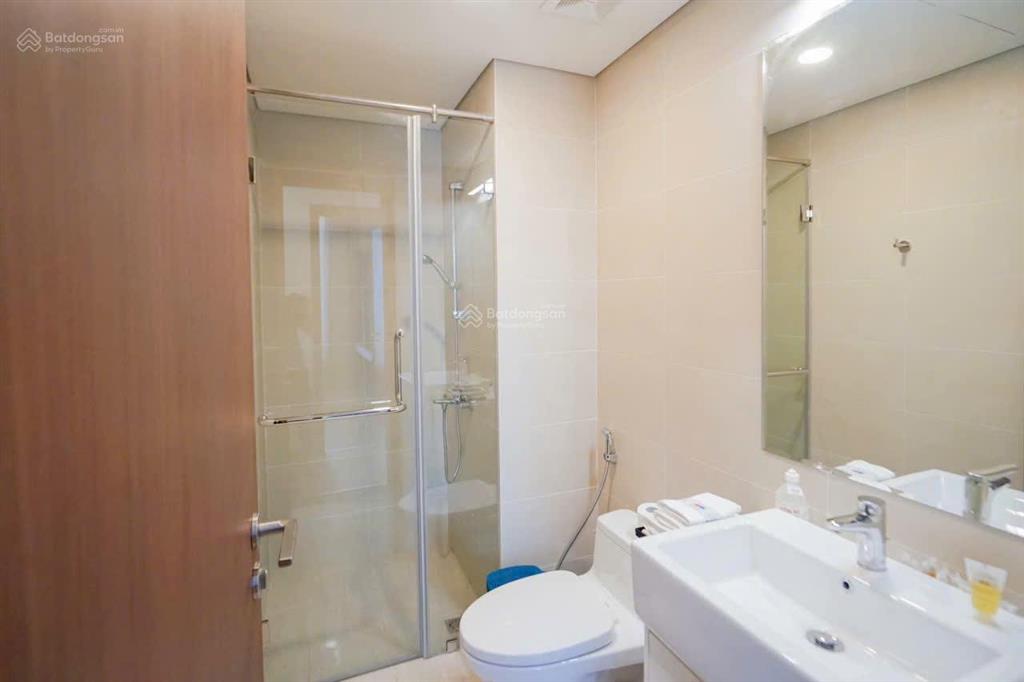 Trung tâm hạ cho thuê căn hộ chung cư tầng 5, view thành phố tòa s1 the shapphire hạ long.