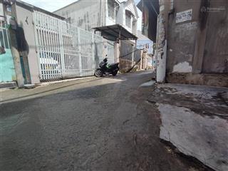 Nhà trường thọ, gần chợ thủ đức, 77m2, 2 tầng, chỉ 4,5 tỷ