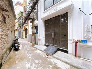 Bán ccmn trương định 20p khép kín 3 mặt thoáng gần ô tô giá 18tỷ doanh thu 90tr/tháng 80m2 8tầng