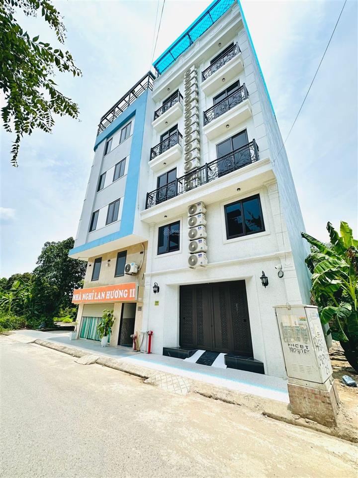 Bán toàn chdv vân canh vỉ hè ô tô tránh 90m2 7 tầng 23 phòng khép kín doanh thu 100tr/ tháng