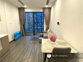 Bán căn 1n, toà r1.05 dự án zenpark, tầng trung, view đẹp, nội thất có đồ cơ bản
