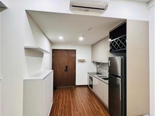Cần bán căn hộ 2pn 2vs tại toà h1 tại khu masteri water front, tầng trung đẹp