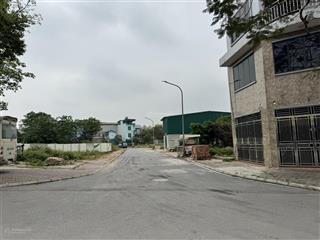 Bán lô đất 113,7m2 đấu giá thôn cam, cổ bi, giá rẻ nhất hiện tại, vị trí đẹp, khổ đất đẹp.