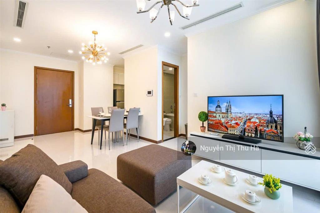Bán gấp căn hộ 1 phòng ngủ 57m2 giá tốt vinhomes central park 0901 511 ***