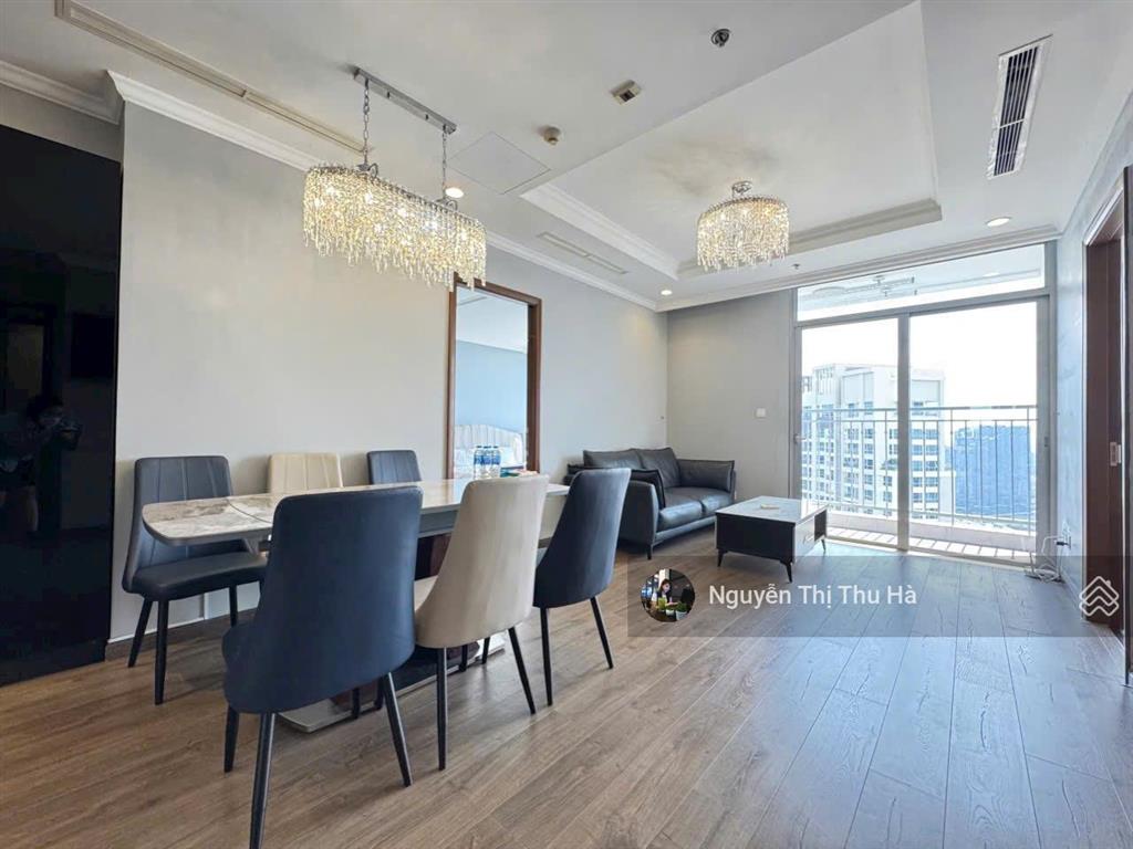 Bán căn hộ 3 phòng ngủ landmark 2 vinhomes central park 0901 511 ***