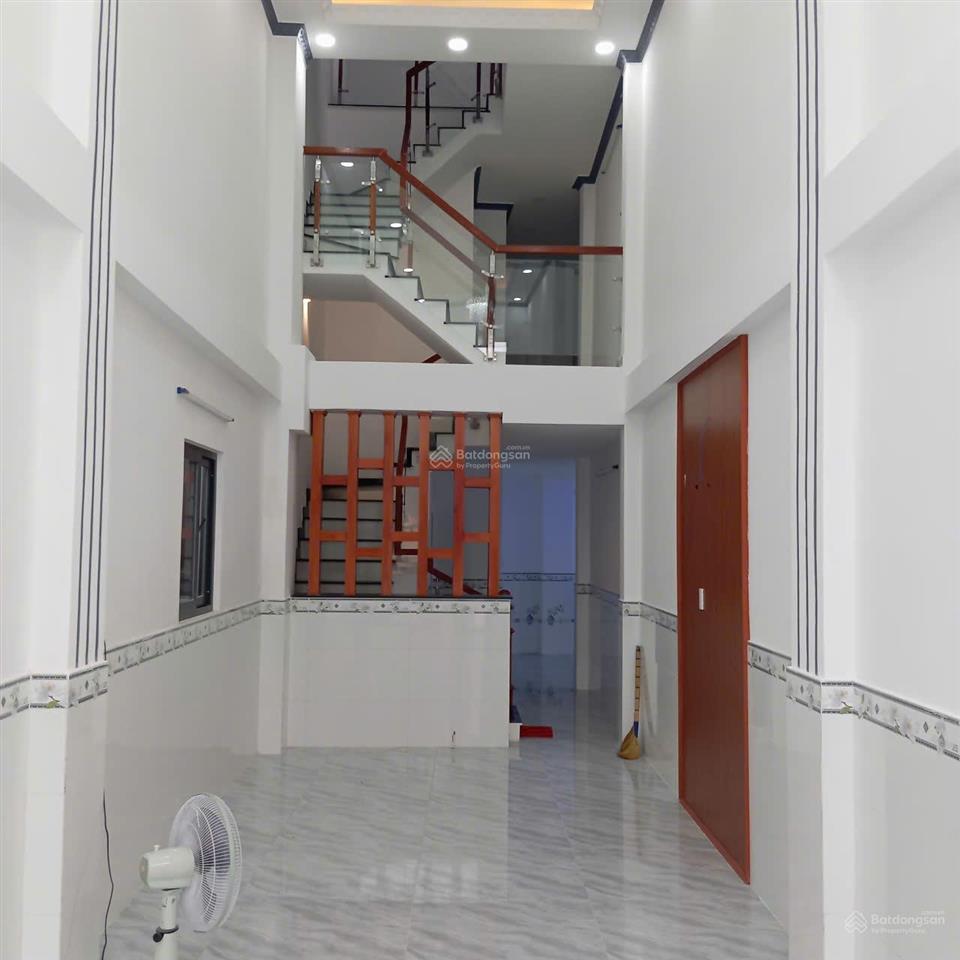 Nhà đẹp hẻm rộng 1 trệt 1 lửng 1 lầu, 4pn, hẻm thông, giá 5.98 tỷ, mai hắc đế chính chủ