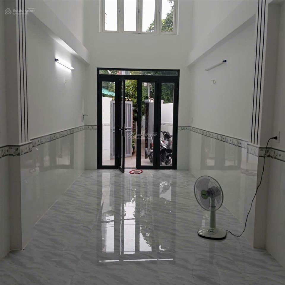 Nhà đẹp hẻm rộng 1 trệt 1 lửng 1 lầu, 4pn, hẻm thông, giá 5.98 tỷ, mai hắc đế chính chủ