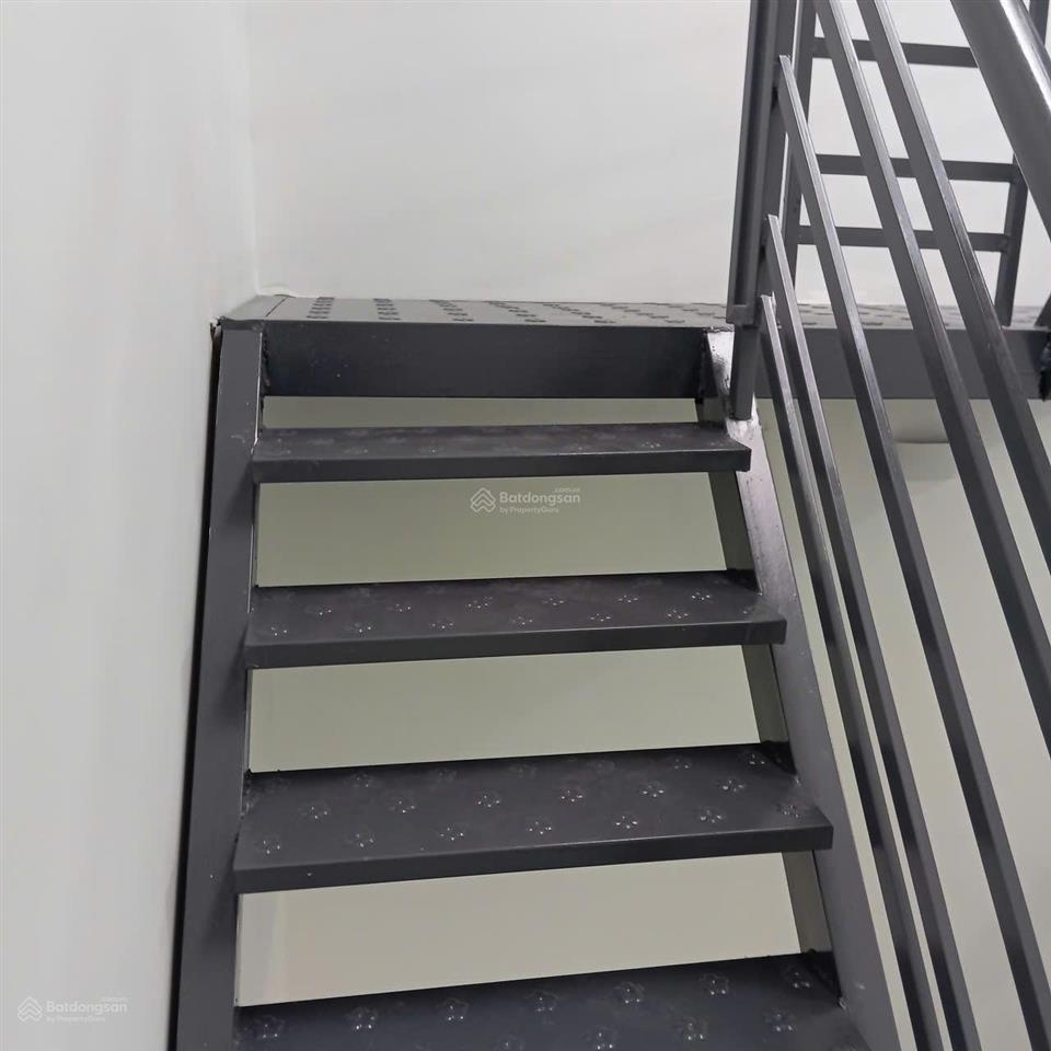 Nhà đẹp hẻm rộng 1 trệt 1 lửng 1 lầu, 4pn, hẻm thông, giá 5.98 tỷ, mai hắc đế chính chủ