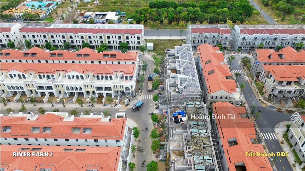 Bán nhà phố 7x19.5m, khu valencia  aqua city giá chỉ 6.8 tỷ bao thuế phí (pkd novaland)