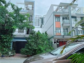 Tôi cần bán gấp nền đất KDC 13E Intresco lô H - 100m2 - đường 20m giá 55 Tr/m2 view đẹp