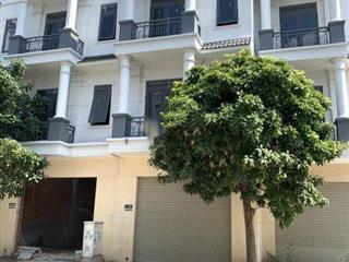 Bán nhà 1 trệt 2 lầu cách chợ tân hiệp 1,4km - giá 2 tỷ