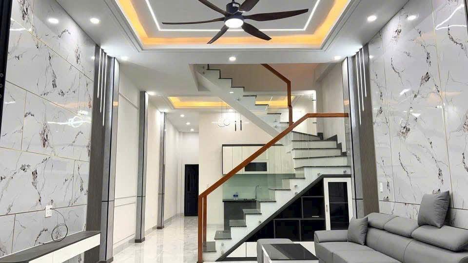Bán nhà 1 trệt 1 lầu ngay chợ Bà Tri - tặng nội thất