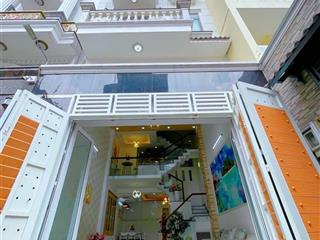 Bán nhà đường thống nhất  gò vấp. dt 57.5m2 (5m x 11,5m) giá 2.690 tỷ. ô tô đậu được trong nhà