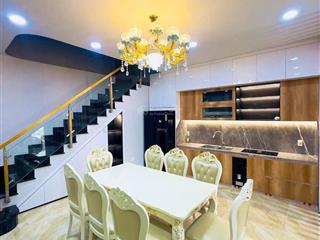 Bán gấp căn nhà đường nguyễn trãi/ q1. 52m2(4m x 13m) giá 2 tỷ 560. gần chợ bên thành