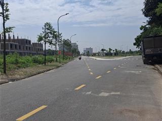 Bán gấp lô đất 100m2 view trung tâm thương mại dự án 7,5ha  dương húc đại đồng tiên du  bắc ninh