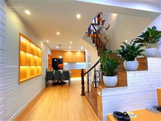 Siêu hiểm! ngõ 45 trần thái tông, kinh doanh, văn phòng, ở đều ok!