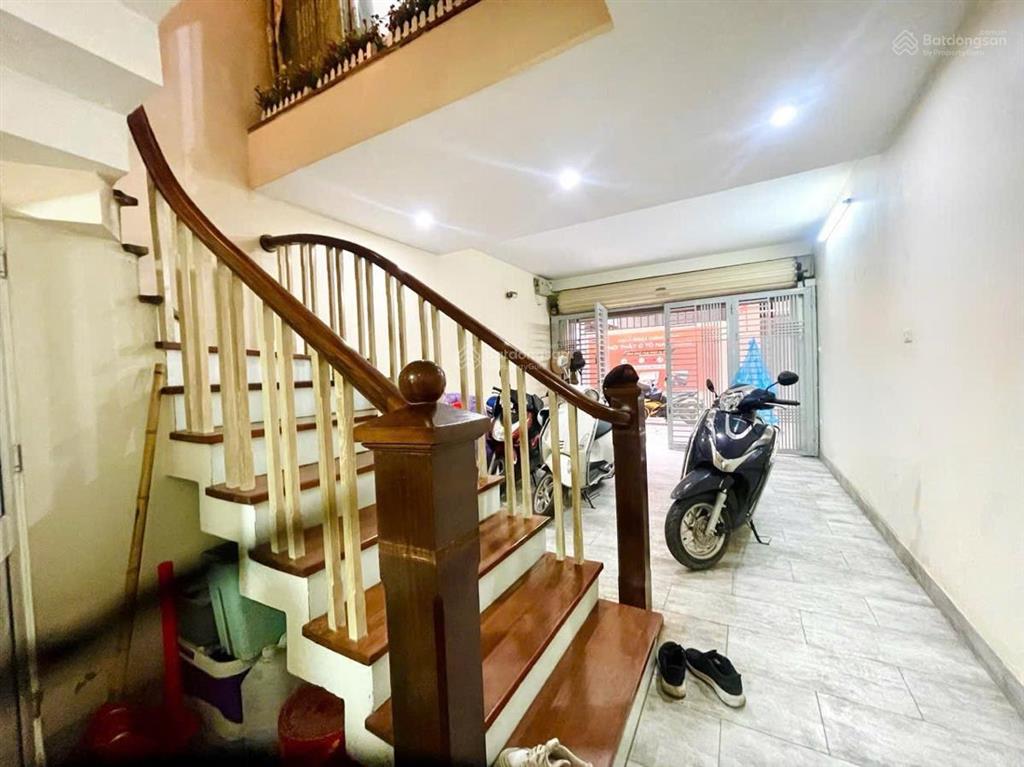 Trần thái tông, 45m²*5t, hai thoáng, ngõ nông, 6 ngủ full nội thất vừa ở vừa cho thuê