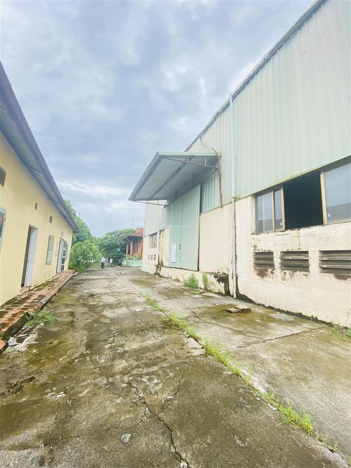 Nhà xưởng 8000m2 lương sơn, hoà bình, mt 79m gần quốc lộ 6 xe công tránh đỗ
