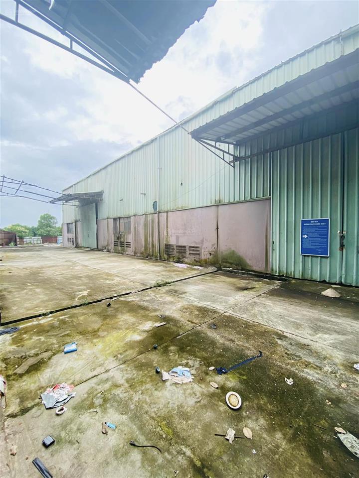 Nhà xưởng 8000m2 lương sơn, hoà bình, mt 79m gần quốc lộ 6 xe công tránh đỗ