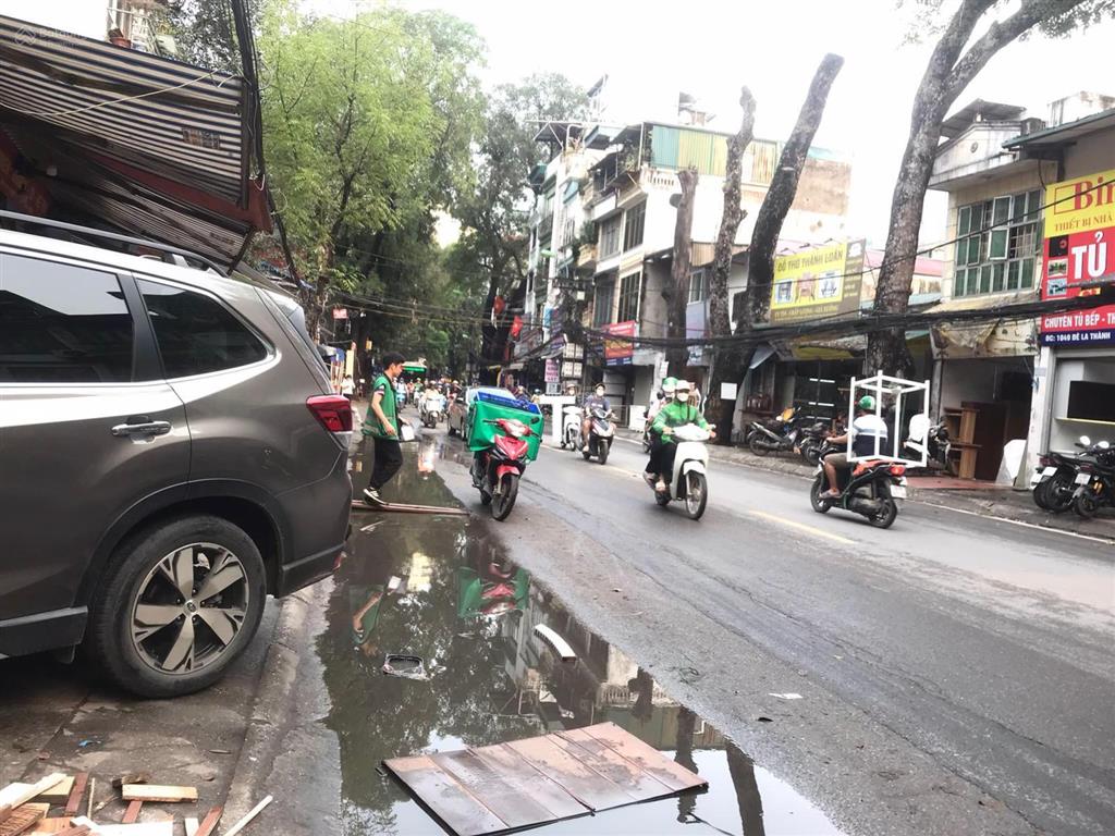 Nhà mặt phố kd sầm uất, dt 164m2 mt 6m, gần các trường đh fpt, svđ mỹ đình