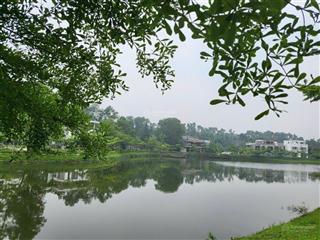 Tôi có lô đất tự xây dựng trong resort flamingo cần bán ( view hồ trung tâm)