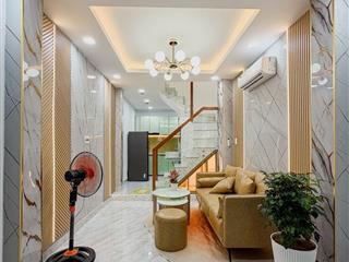 Trần quang diệu, con đường thời trang quận 3, 2tầng 24m2 4.8tỷ, công năng đầy đủ