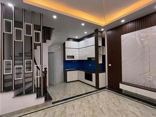 Bán nhà đẹp tây mỗ 30m2 x 5t. tổng 3 pn khép kín  cách oto 30m