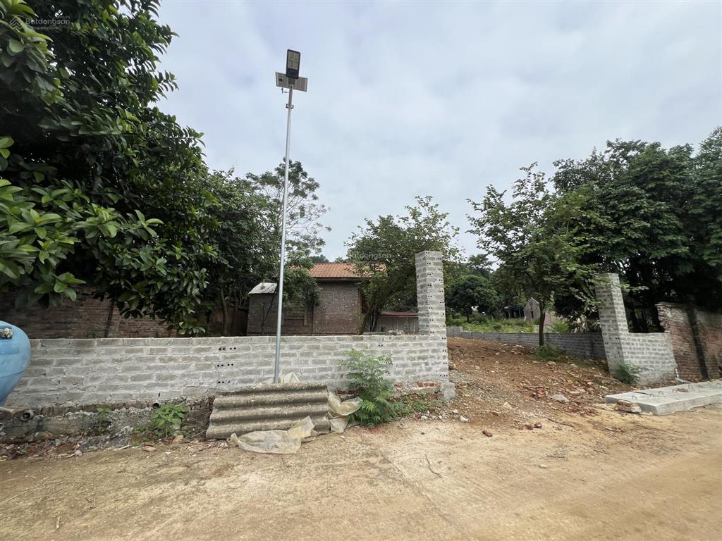 Chính chủ cần bán đất 723m thổ cư 150m mặt tiền 17m có sẵn khuôn viên tại yên bài ba vì tp hà nội