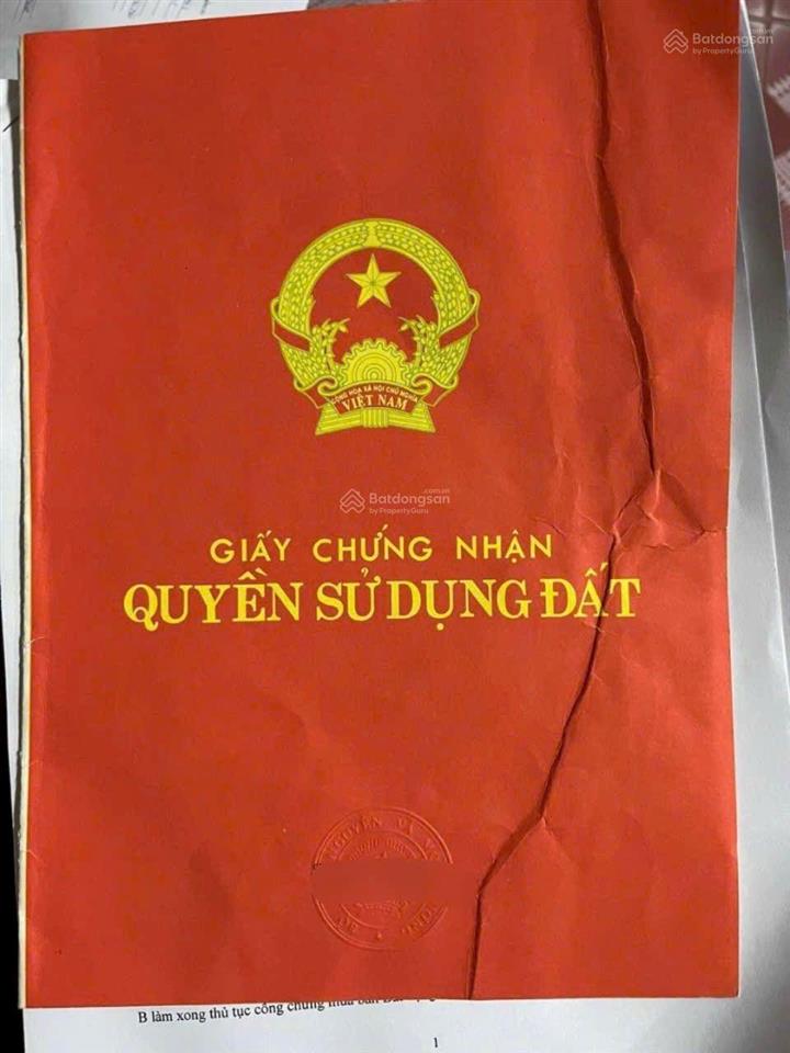 Tôi già rồi cần bán đất chia tài sản cho các con giá 140tr/ m2 bàn hiện trạng, đất ông cha,ô tô vào