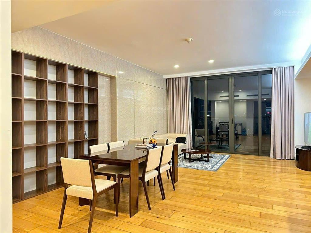 Căn hộ indochina plaza chung cư biểu tượng giữa trung tâm cầu giấy dt 145m2 3ngủ đầy đủ công năng.