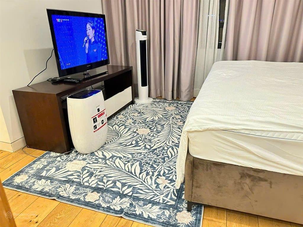 Căn hộ indochina plaza chung cư biểu tượng giữa trung tâm cầu giấy dt 145m2 3ngủ đầy đủ công năng.