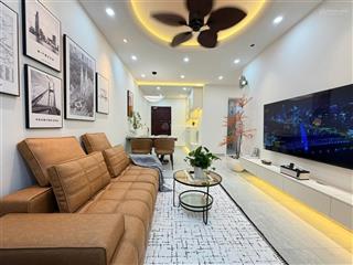 Chính chủ bán sky garden 3, pmh. căn góc 3pn 2wc nội thất cao cấp 100% gỗ an cường