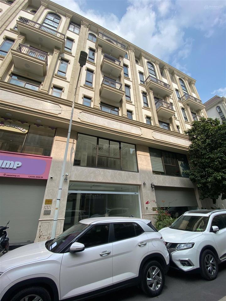 Cho thuê sàn vp mới 100% . dự án himlam vạn phúc , hà đông.dt 95m2*3tang.tm, đh âm trần. giá 40tr.