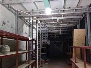 Cho thuê nhà xưởng ở ngã tư vạn phúc,hà đông.dt60m2*2 tầng .có thang hàng, giá để hàng.giá 11 triệu