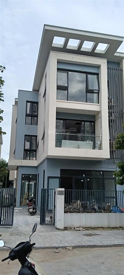 Cho thuê văn phòng hoàn thiện mới 100% tại kđt dương nội, hà đông. dt 100m2. đh âm trần. giá 12tr