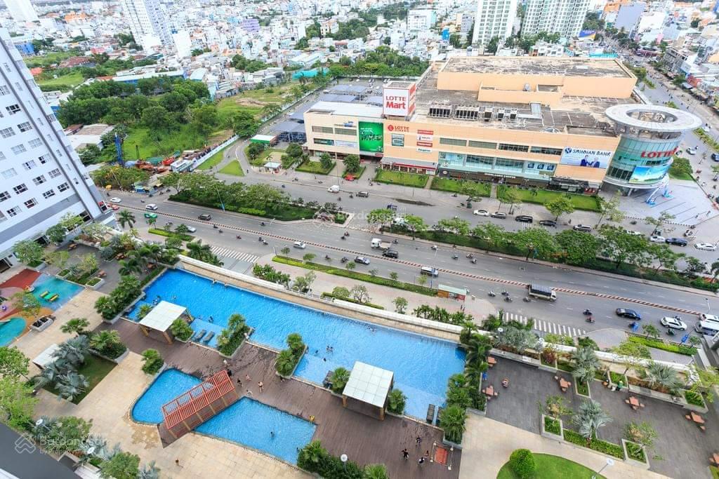 Penthouse sunrise city, giá tốt nhất khu vực, dtsd 284m2, giá bán 19 tỷ thương lượng.  093743692