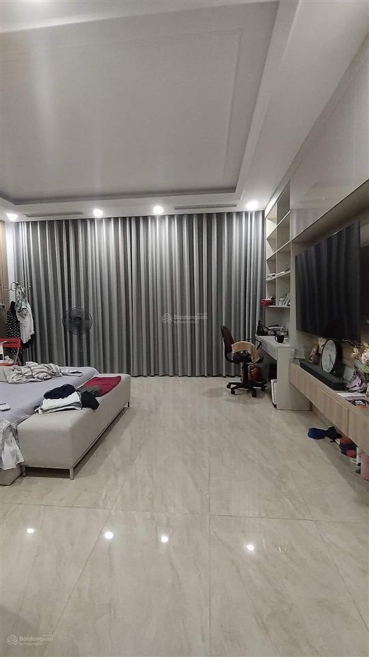 Chủ nhà xuất cảnh bán nhà mới phân lô  ga ra nguyễn thị định. dt 60m2. 5 tầng. 6 tầng thang máy