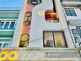 Nhà bán có thang máy đường nguyễn văn khối  p.8  gò vấp  4.5m x 17m