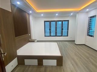Cho thuê nhà nguyên căn ngõ 460 thuỵ khuê, tây hồ. dt 35m2, 5tầng, 3 ngủ. giá 13 tr(th)