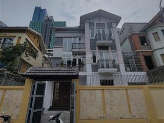 Cho thuê bt kđt mễ trì hạ. dt 200m2, 4 tầng, mt 10m. giá 50 tr